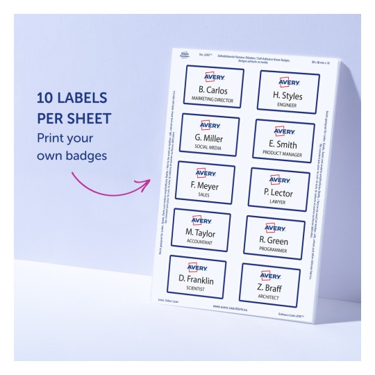 Slika prikazuje list samoljepljivih znački s imenima tvrtke Avery, sadrži 10 oznaka s imenima i naslovima kao što su 'B. Carlos, direktor marketinga' i 'D. Franklin, znanstvenik.' Tekst sa strane predlaže da ispišete svoje vlastite značke.