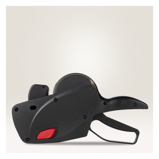 Ova slika prikazuje crni pištolj za označavanje cijena, ručni uređaj koji se koristi za označavanje proizvoda cijenama.